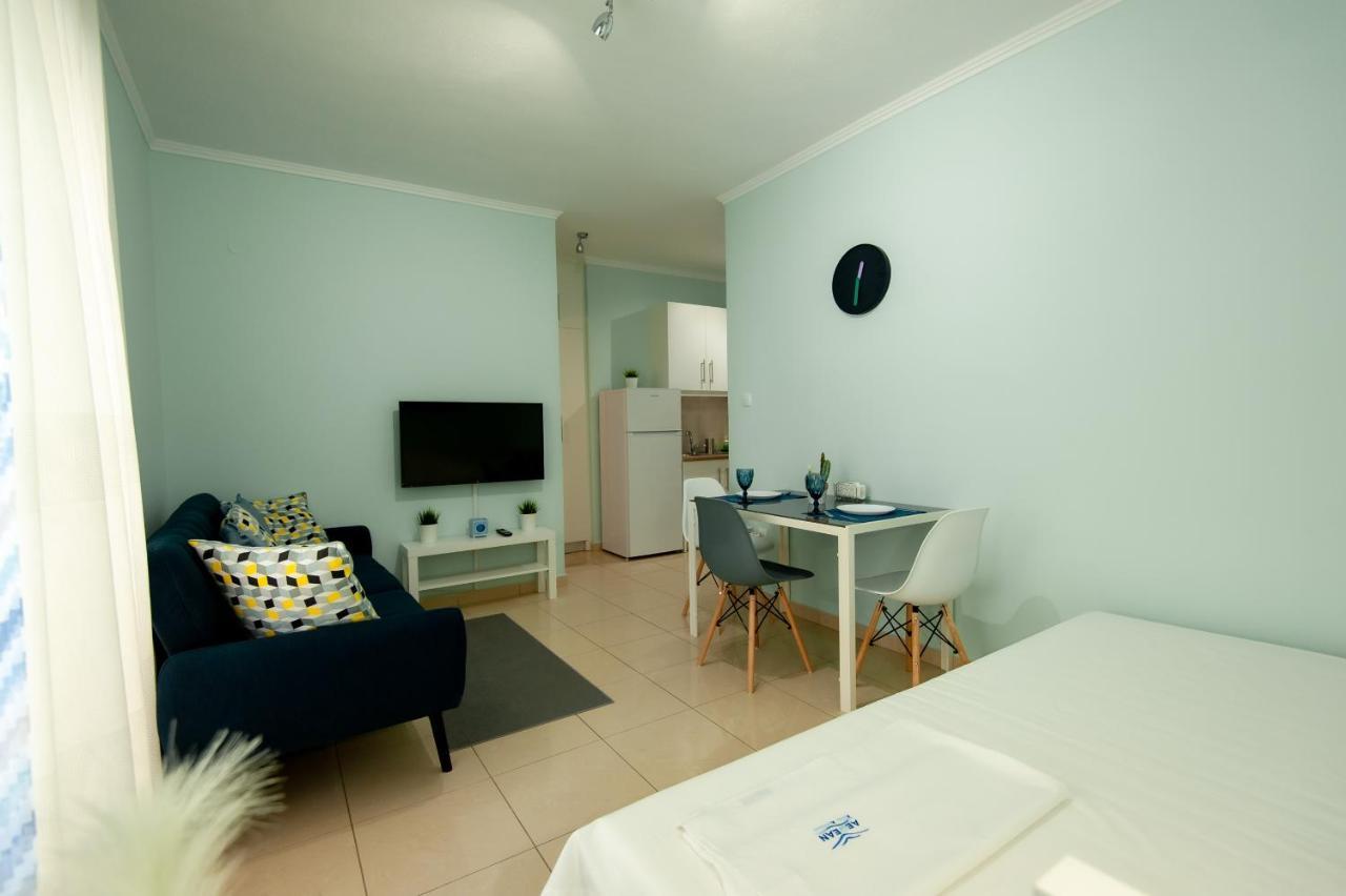 Aegean Studio By The Sea II Apartment Peraia  Exterior photo